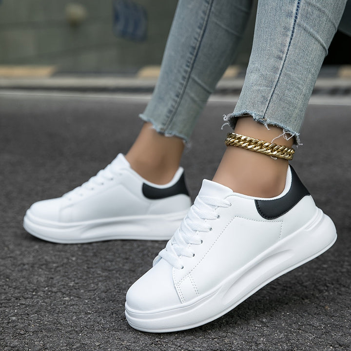 Kvinners Rene Hvite Lær Sneakers