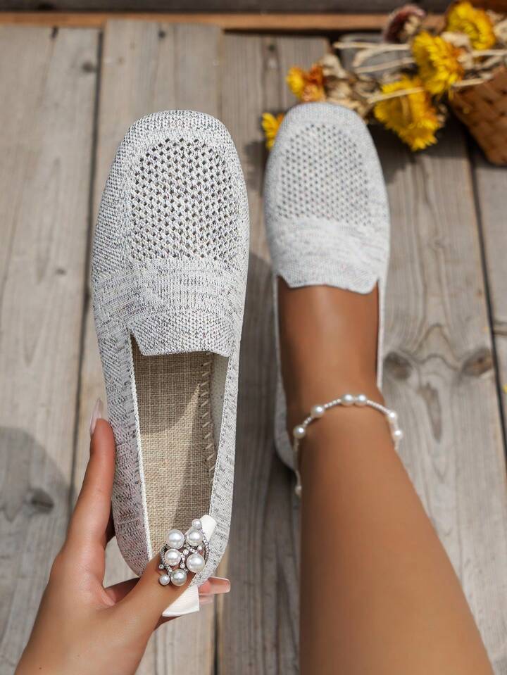 Ortopediske slip-on-sneakers for dame med myk fotseng og pustende mesh