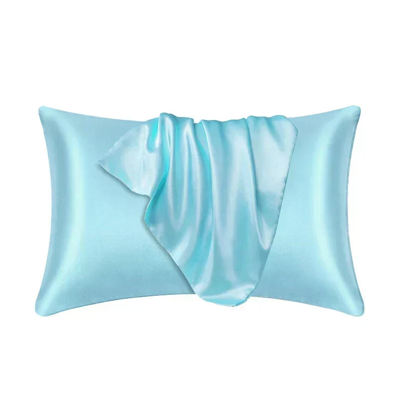 Tyynyliina 100 % mulberrysilkkiä — pehmeä iholle ja hiuksille.