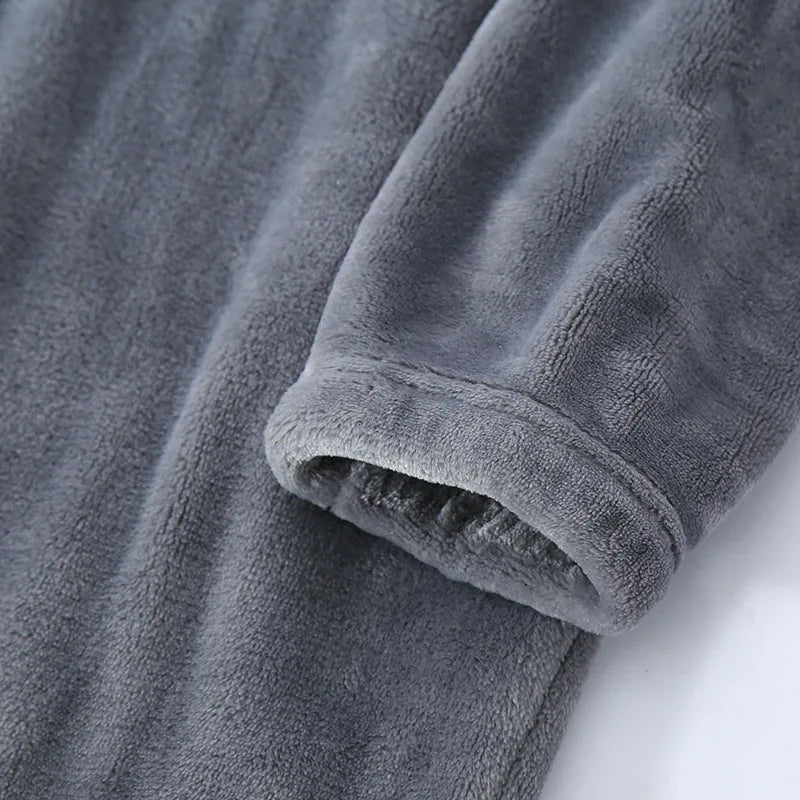 Winter Chill -pyjama | Lämmin ja pehmeä yöasu miehille