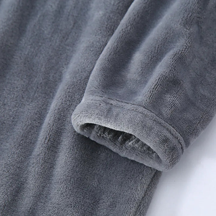 Winter Chill -pyjama | Lämmin ja pehmeä yöasu miehille