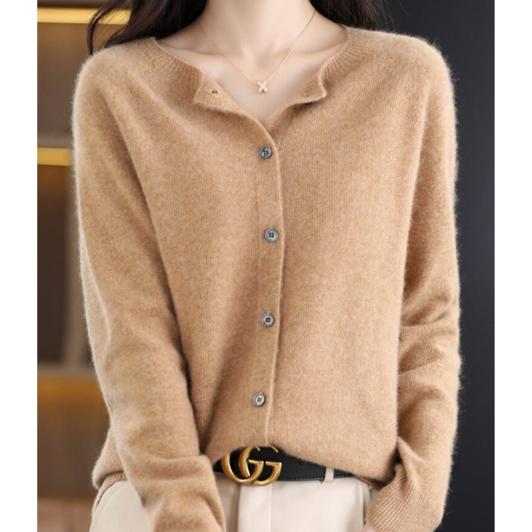 Cardigan til dame i merinould og kashmir – elegant strikket vinterjakke med rund hals