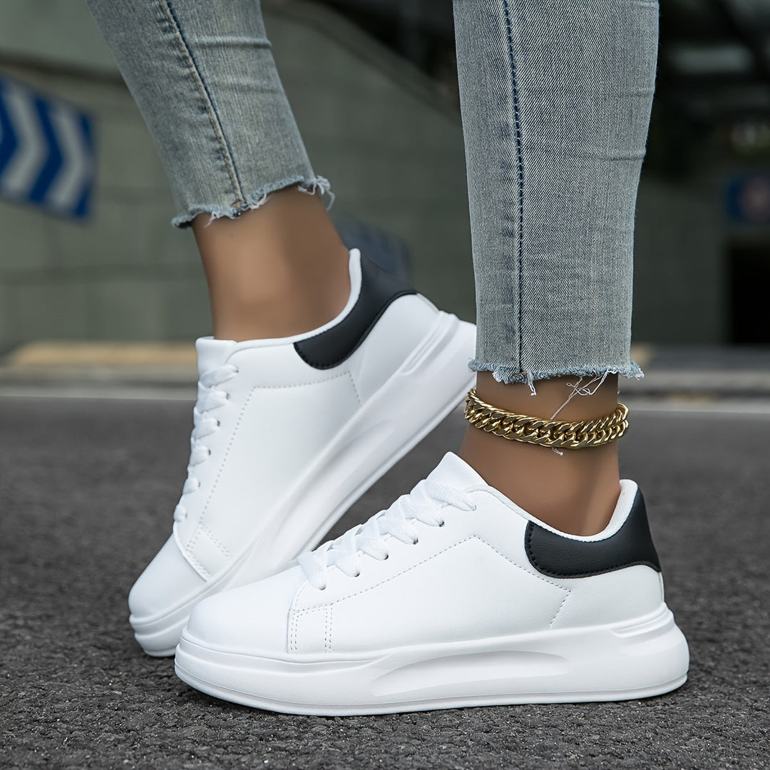 Hvite lær sneakers for kvinner