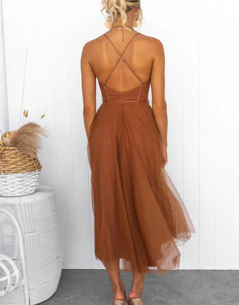 Kvinnens lette ermeløse maxikjole med V-hals