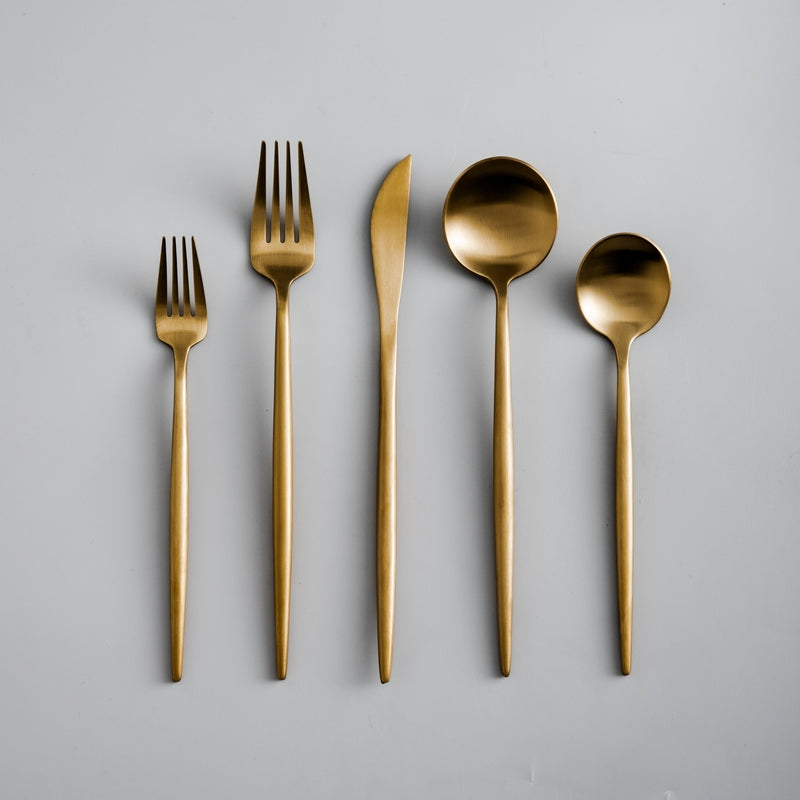 Luxe Bestikksett i Rustfritt Stål – Design i Gullfarge | 24 deler / 48 deler