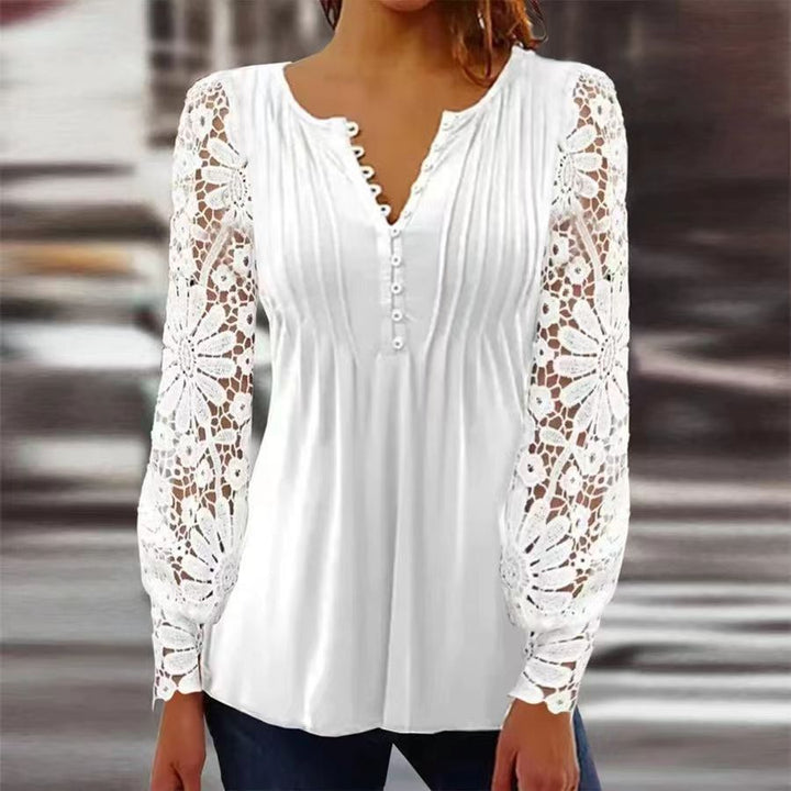 Yara – Bluse med Blondeermer