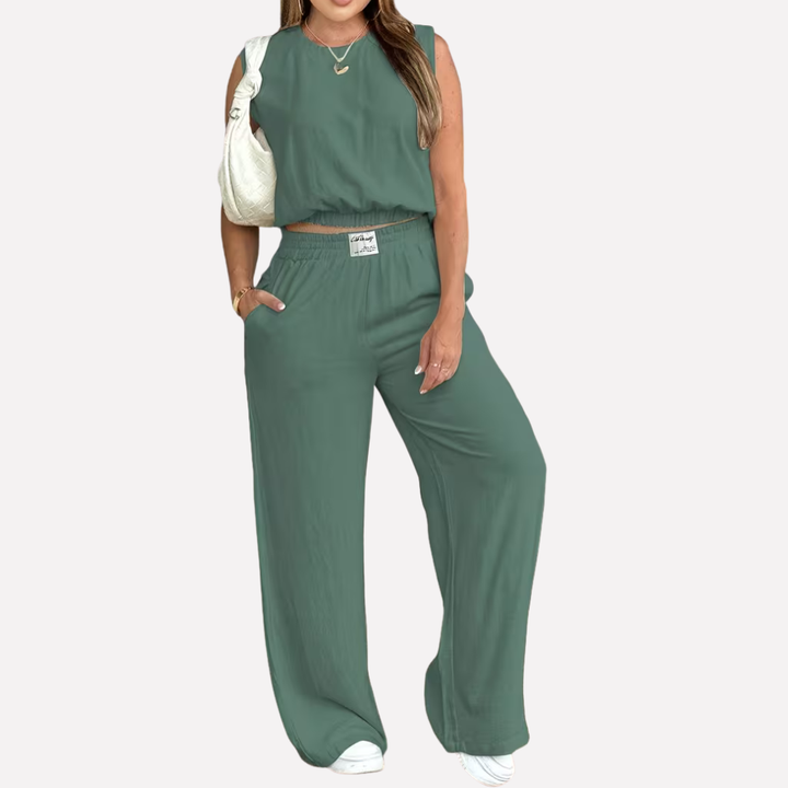 Kvinnens To-Deler Hverdag Antrekk