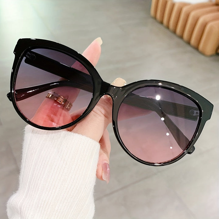 Luksuriøse cat-eye-solbriller for kvinner – Oversized og stilige for solfylte dager