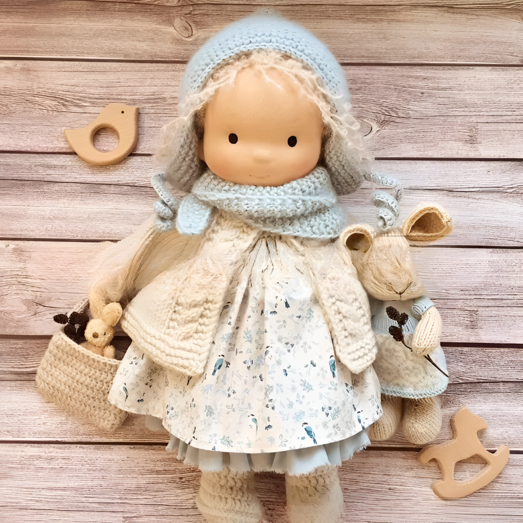 Håndlaget Waldorf Koset Dukke