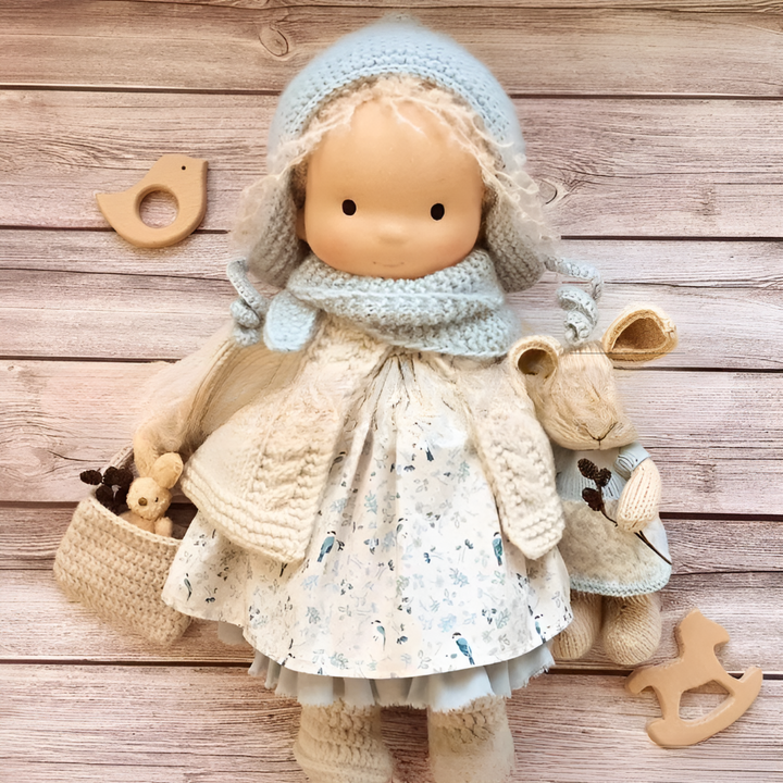 Håndlaget Waldorf Koset Dukke