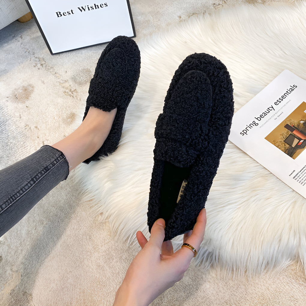 Kvinnens Plush Slipper Sko