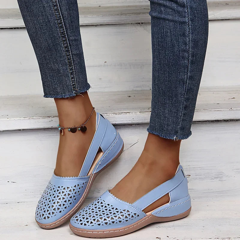 Slip-on kile sandaler.