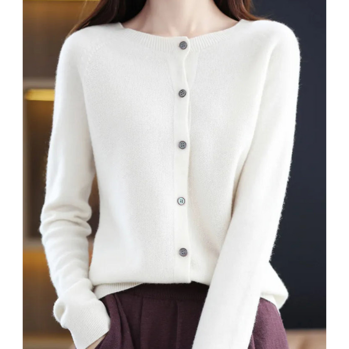 Cardigan til dame i merinould og kashmir – elegant strikket vinterjakke med rund hals