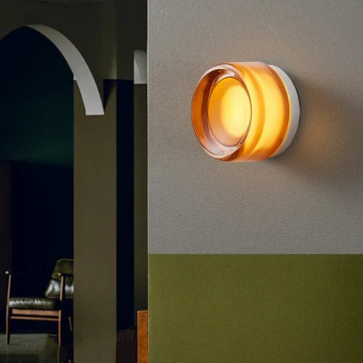 Rund moderne veggarmatur i glass med LED, 1 lyspunkt