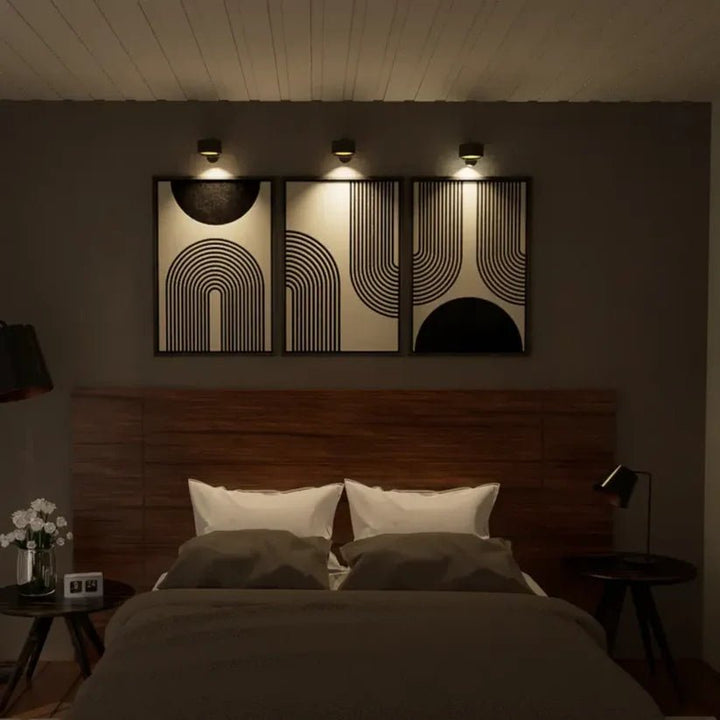 Trådløs LED-vegglampe med 360° dreibart hode, berøringsdimmer, 3 farger