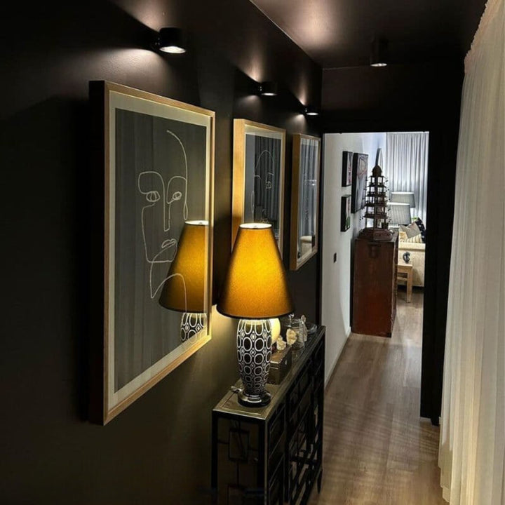 Trådløs LED-vegglampe med 360° dreibart hode, berøringsdimmer, 3 farger