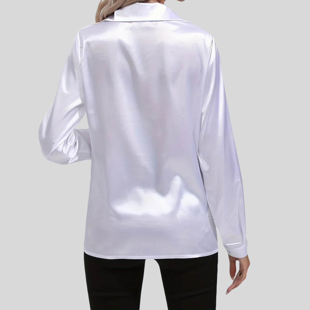 Kvinners elegante bluse – subtil stil
