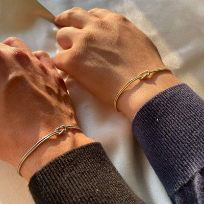 Elva – Minimalistisk Armbånd med Knute