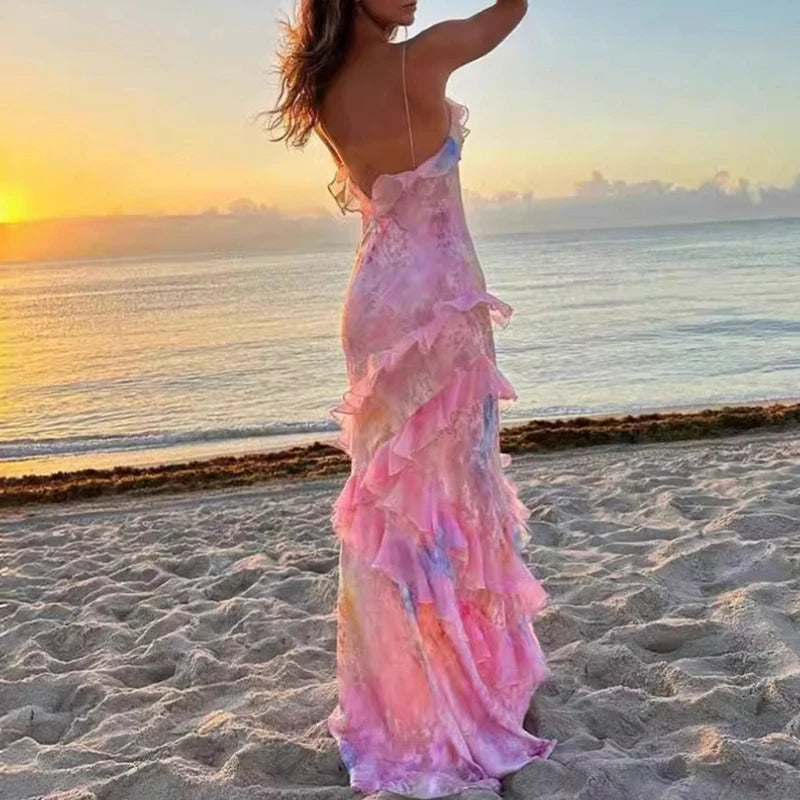 Fargerik Boho Maxi Kjole med Ruffles og V-Hals