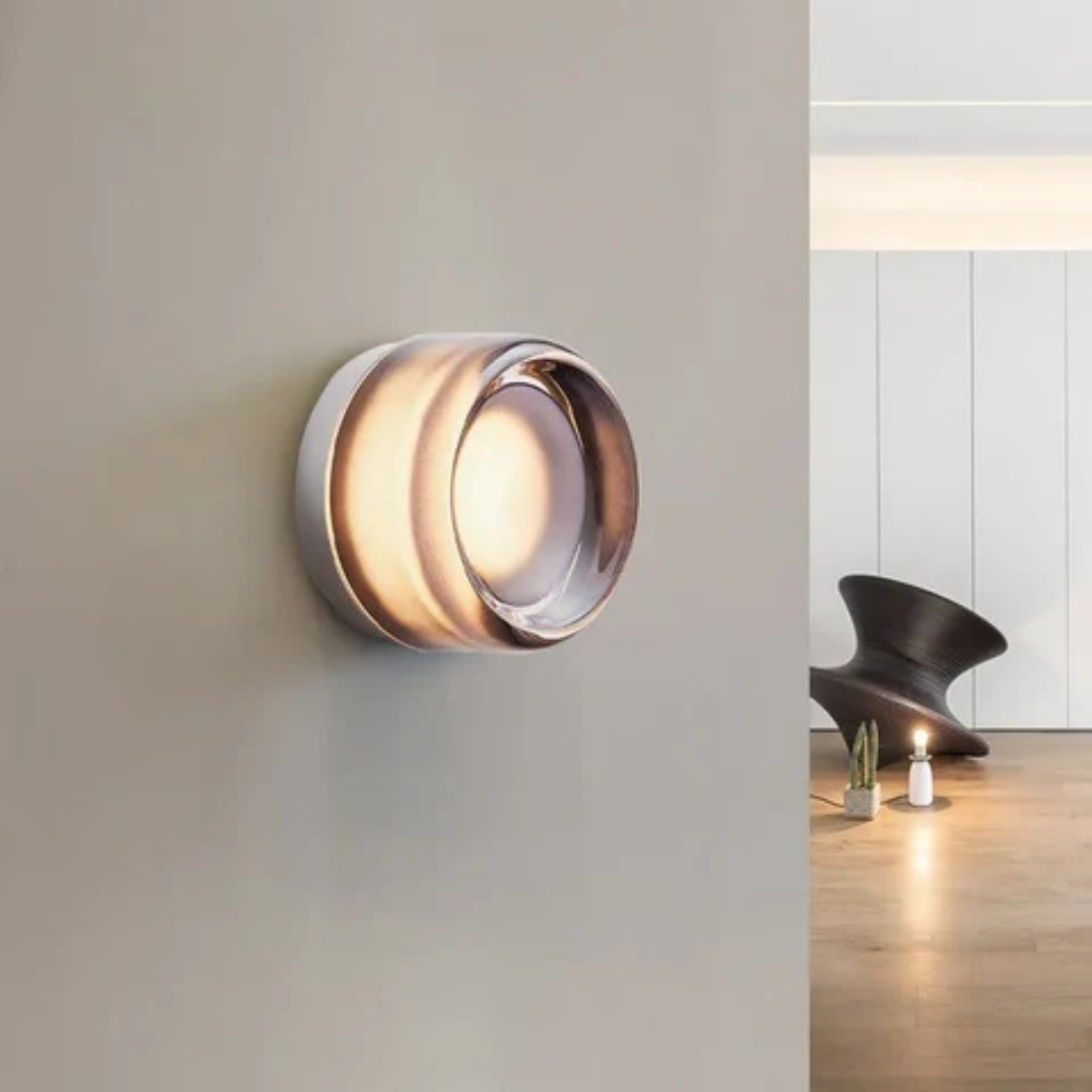Rund moderne veggarmatur i glass med LED, 1 lyspunkt