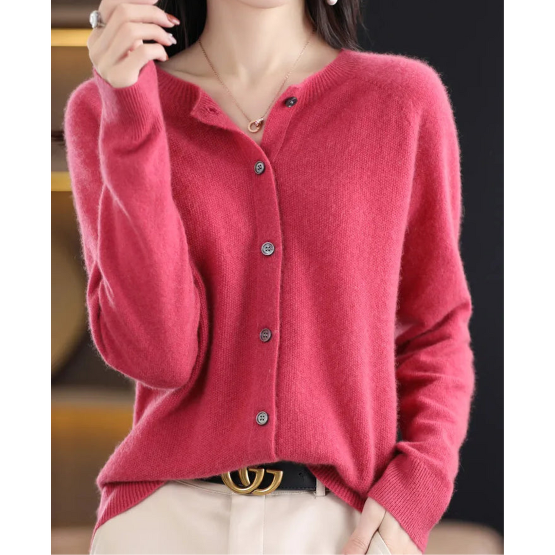 Cardigan til dame i merinould og kashmir – elegant strikket vinterjakke med rund hals