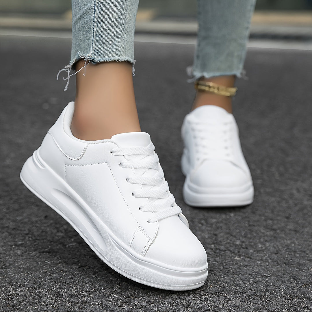 Kvinners Rene Hvite Lær Sneakers