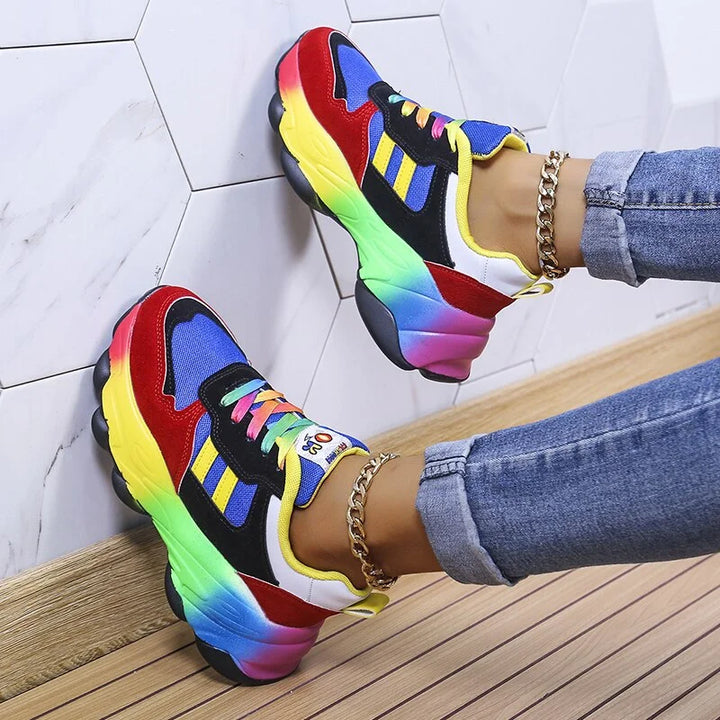 Fargerike sneakers for kvinner – Solenya