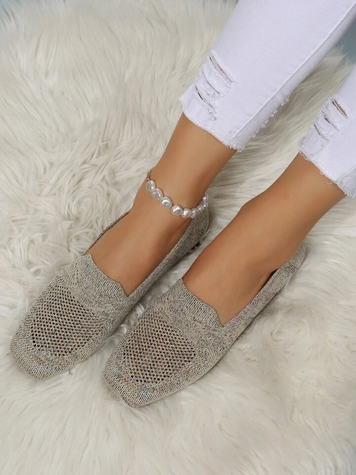 Ortopediske slip-on-sneakers for dame med myk fotseng og pustende mesh