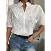 Sommer Hvit Bluse med Broderi og V-Hals