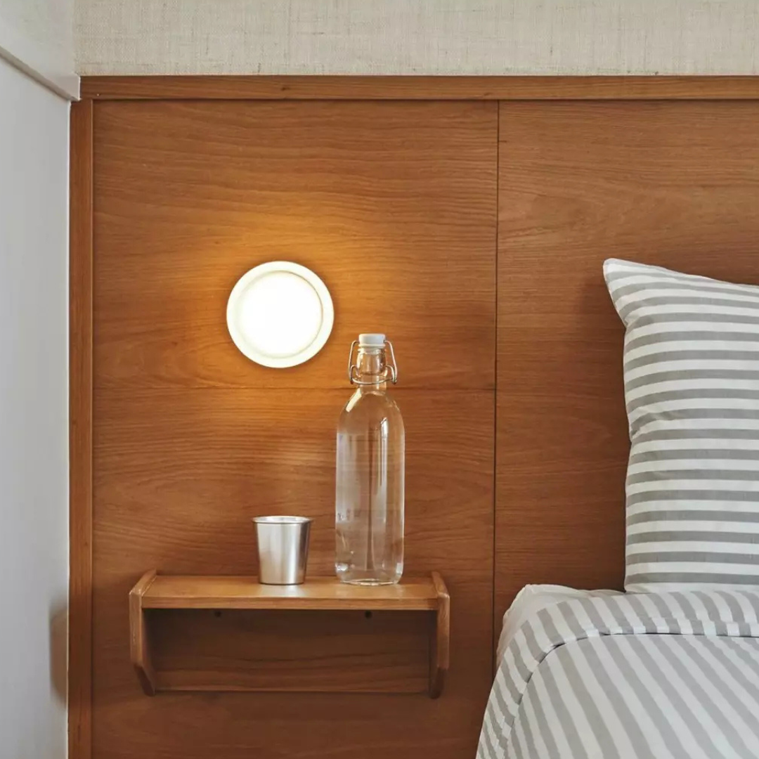 Rund moderne veggarmatur i glass med LED, 1 lyspunkt