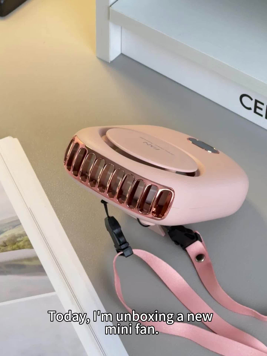 Oppladbar mini halsvifte med USB – Lett med justerbare hastigheter
