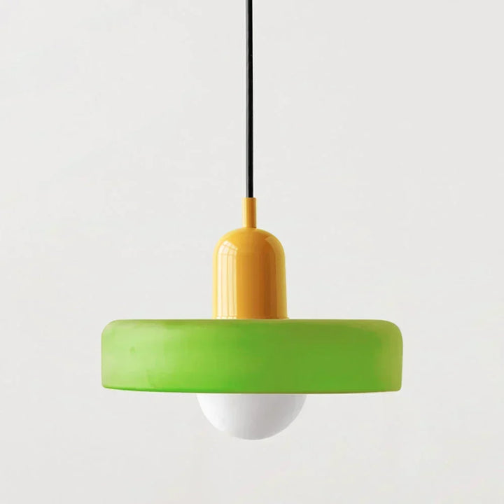 Bauhaus-tyylinen lyijylasi-riippuvalaisin