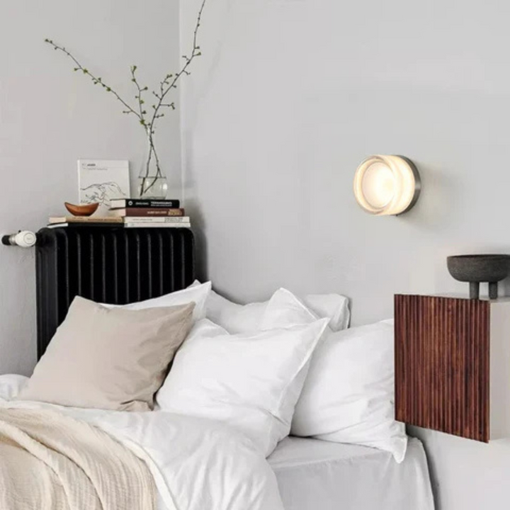 Rund moderne veggarmatur i glass med LED, 1 lyspunkt