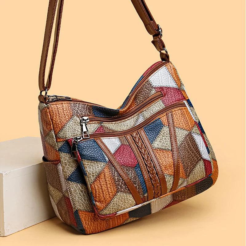 Patchwork-veske til hverdagen med innsatser i kunstskinn.