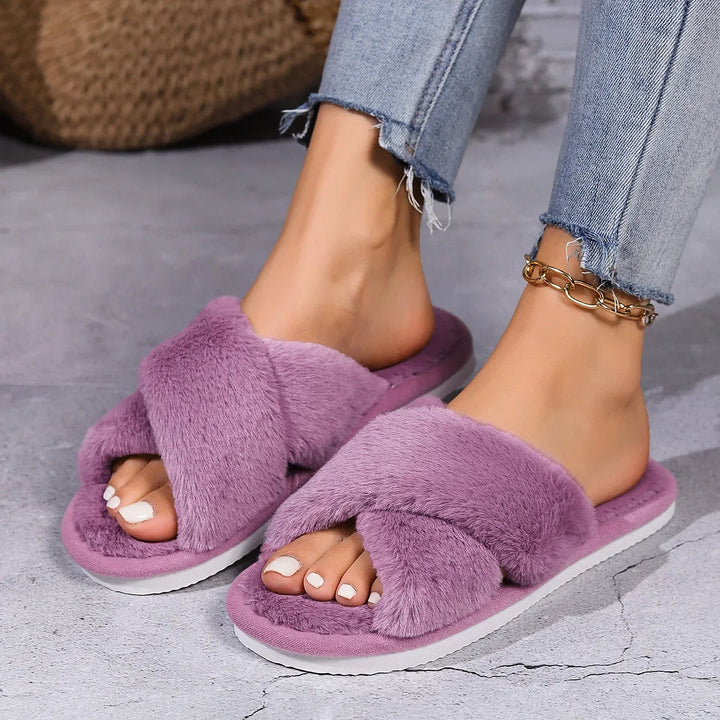 Varme Fluffy Kvinne Slippers - ideell for hjemmet