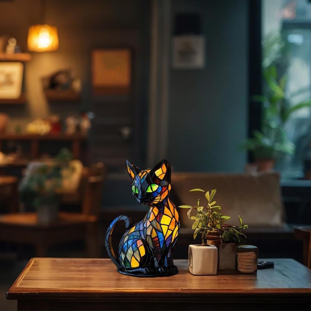 Dekorativ Kattelampe med Mosaikkdesign og Varmt Stemningslys – Elegant Hjemmedekorasjon