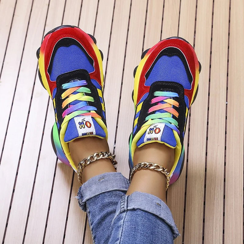 Fargerike sneakers for kvinner – Solenya