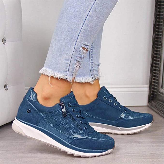 Komfortable damesko med fotbuestøtte og sklisikker såle