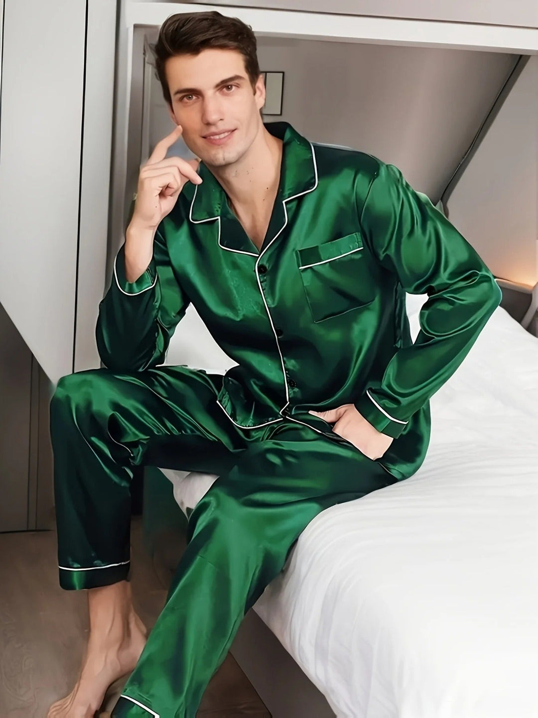 Pehmeä satiininen miesten pyjama - Adrian