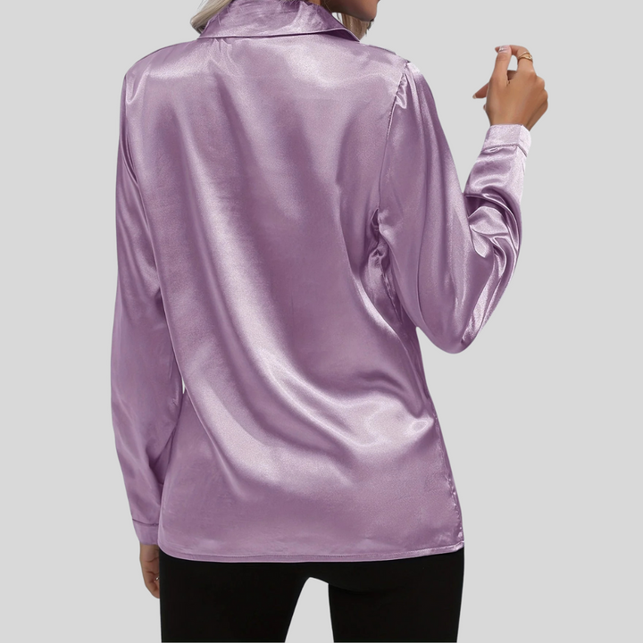 Kvinners elegante bluse – subtil stil