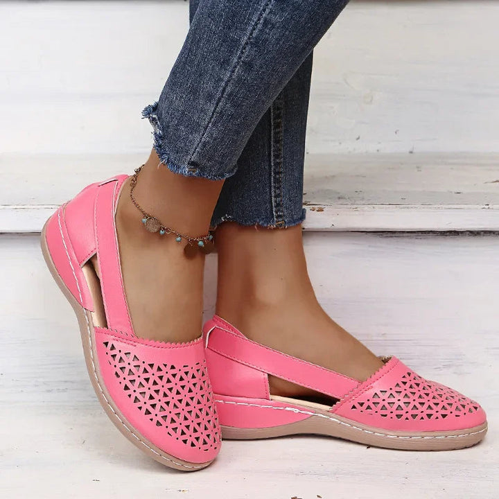 Slip-on kile sandaler.