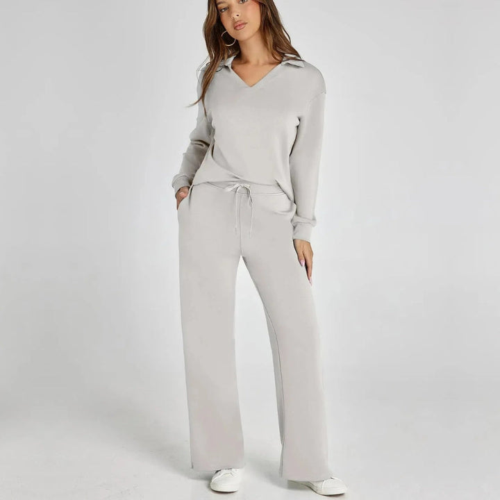 Loungewear-sett til dame med V-hals-genser og vid komfortbukse