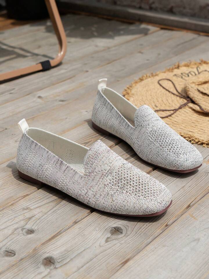 Ortopediske slip-on-sneakers for dame med myk fotseng og pustende mesh