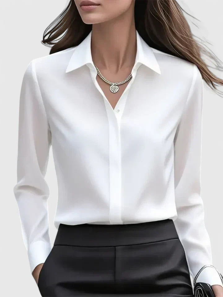 Langermet satengbluse for dame – elegant kontorbluse