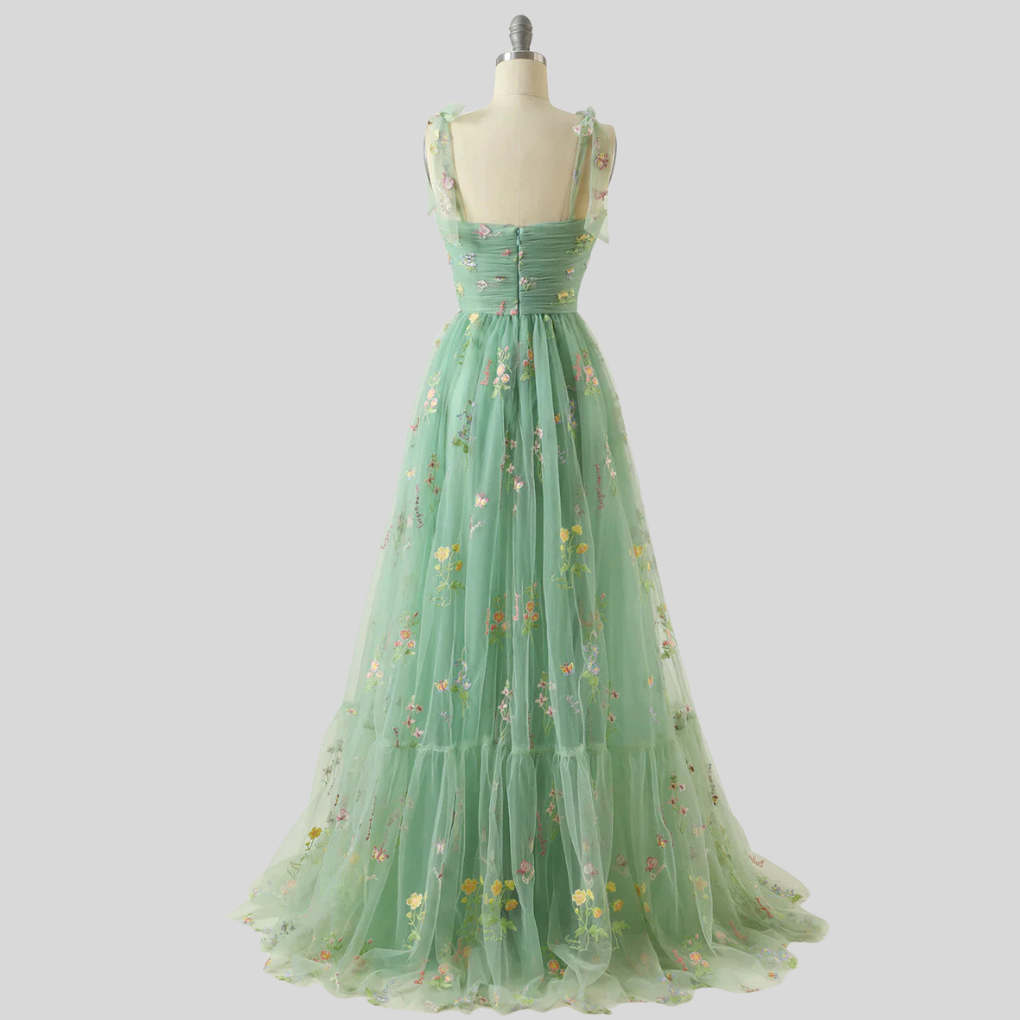 Elegant Brodert Tulle Ballkjole – Uttalelse Kveldsantrekk