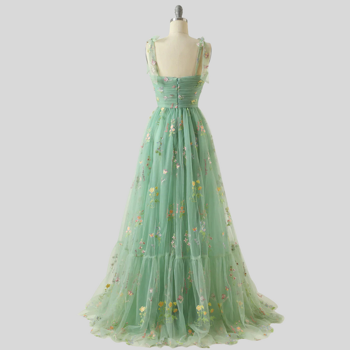 Elegant Brodert Tulle Ballkjole – Uttalelse Kveldsantrekk