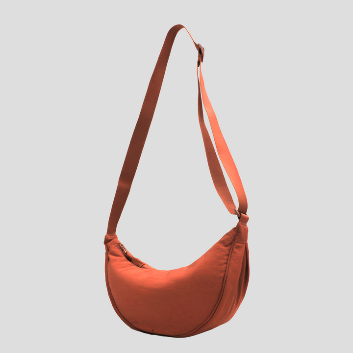 Romslig Nylon Skulderveske for Kvinner