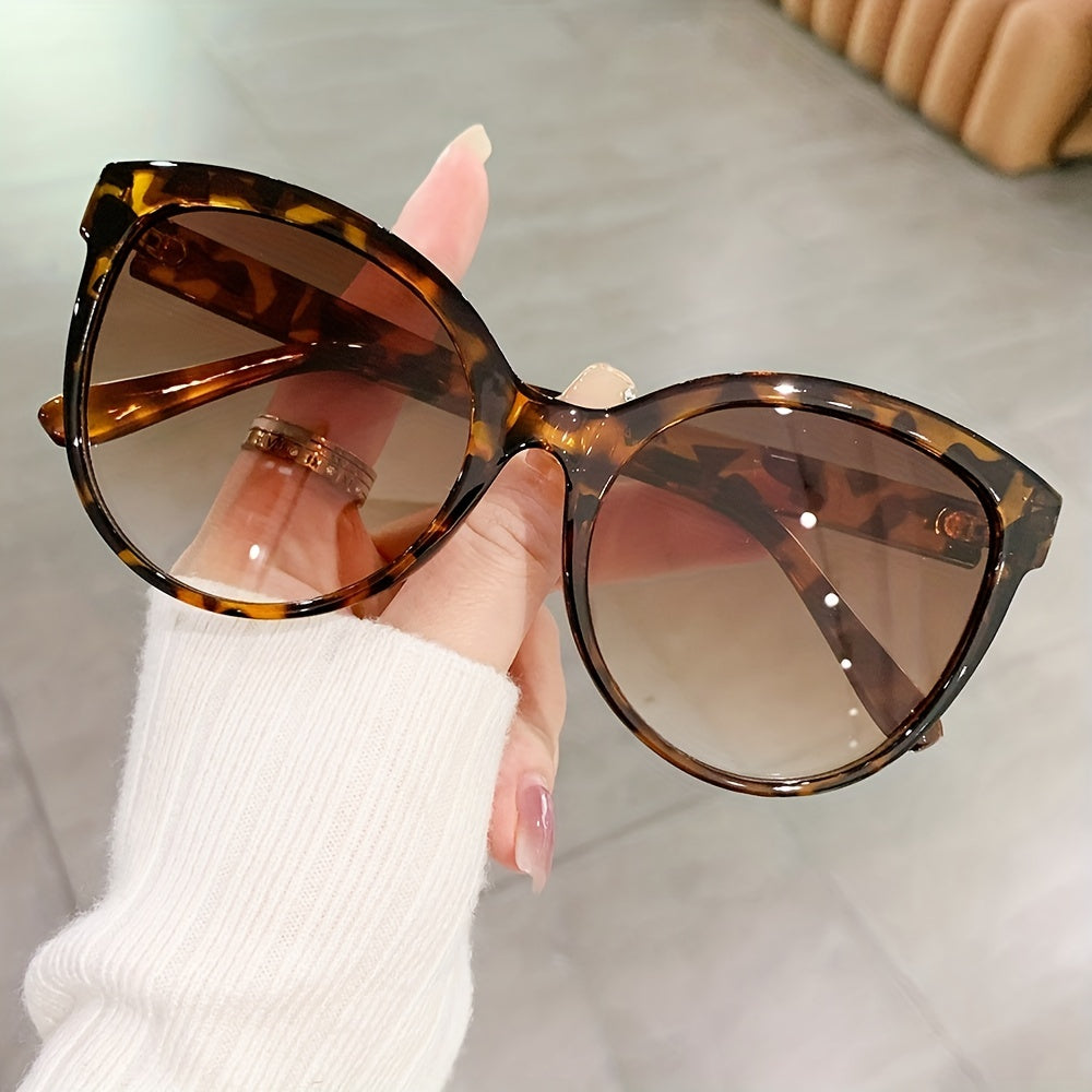 Luksuriøse cat-eye-solbriller for kvinner – Oversized og stilige for solfylte dager