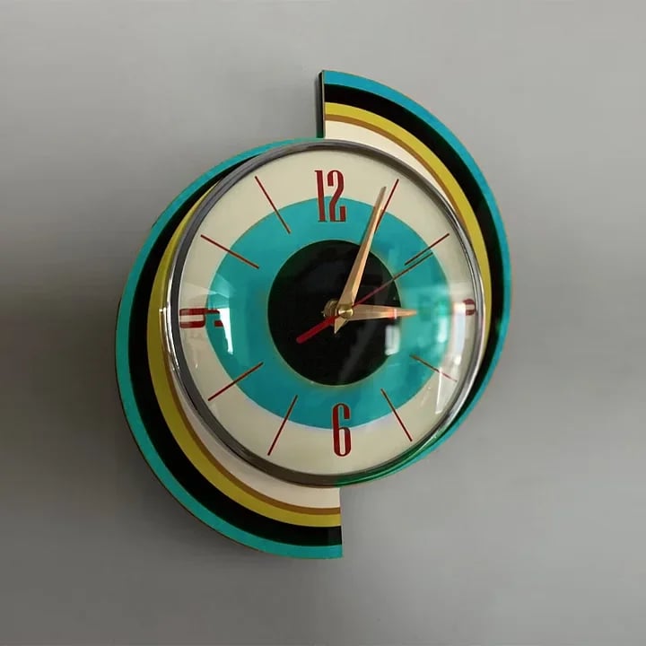 Håndlaget veggur i mid-century-stil | Retro veggdekor, stille og batteridrevet
