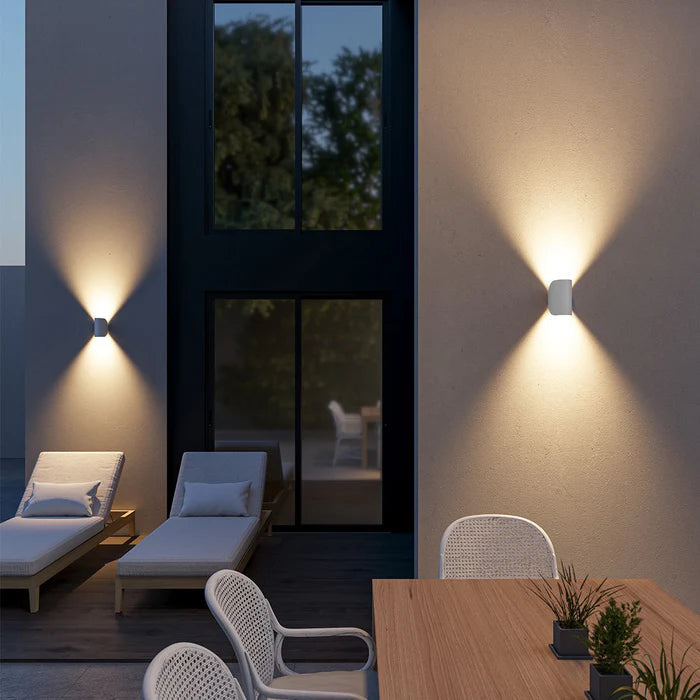 Justerbar Up-Down LED-vegglampe – varmt stemningslys, moderne design